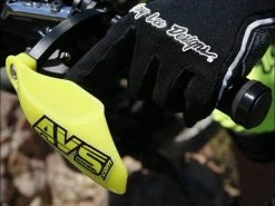 AVS Racing Protège Mains VTT MTB Hand Guard Basic -VTT complets Magasin de vente avs racing protege mains vtt mtb hand guard basic 2