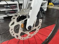 Berria Bikes BERRIA Belador 6.1 Vélo De Route Carbone Black Ebony/White Snow 2023 -VTT complets Magasin de vente berria belador 61 velo de route carbone black ebonywhite snow 2023 6