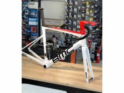 BMC Cadre Teammachine SLR01 Mod Var2 AG2R Citröen White Black Red 2023 -VTT complets Magasin de vente bmc cadre teammachine slr01 mod var2 ag2r citroeen white black red 2023 2