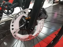 BMC Roadmachine Three Ultegra Di2 Disc 12v Vélo De Route 2022 19 BMC Roadmachine Three Ultegra Di2 Disc 12v Vélo De Route 2022 -VTT complets Magasin de vente bmc roadmachine three ultegra di2 disc 12v velo de route 2022 6