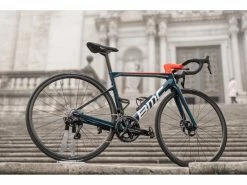 BMC Teammachine SLR01 One Dura-Ace Di2 Disc 12v Vélo De Course 2022 40 BMC Teammachine SLR01 One Dura-Ace Di2 Disc 12v Vélo De Course 2022 -VTT complets Magasin de vente bmc teammachine slr01 one dura ace di2 disc 12v velo de course 2022 18