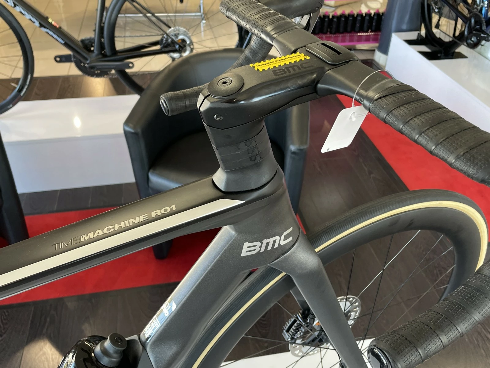 BMC Timemachine Road 01 Two Ultegra Di2 Disc 12v Vélo De Route Aéro 2022 6 BMC Timemachine Road 01 Two Ultegra Di2 Disc 12v Vélo De Route Aéro 2022 – Image 6