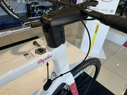 CANNONDALE SuperSix Evo Hi-Mod Ultegra Team Replica Education First 2023 14 CANNONDALE SuperSix Evo Hi-Mod Ultegra Team Replica Education First 2023 -VTT complets Magasin de vente cannondale supersix evo hi mod ultegra team replica education first 2023 3