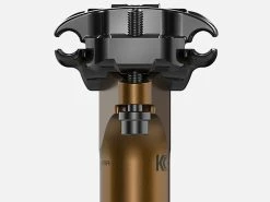 FOX FACTORY FOX Transfer SL Factory Tige De Selle Télescopique 2023 Câble Interne 70mm ⌀27,2mm 370mm -VTT complets Magasin de vente fox transfer sl factory tige de selle telescopique 2023 cable interne 70mm 272mm 370mm 3