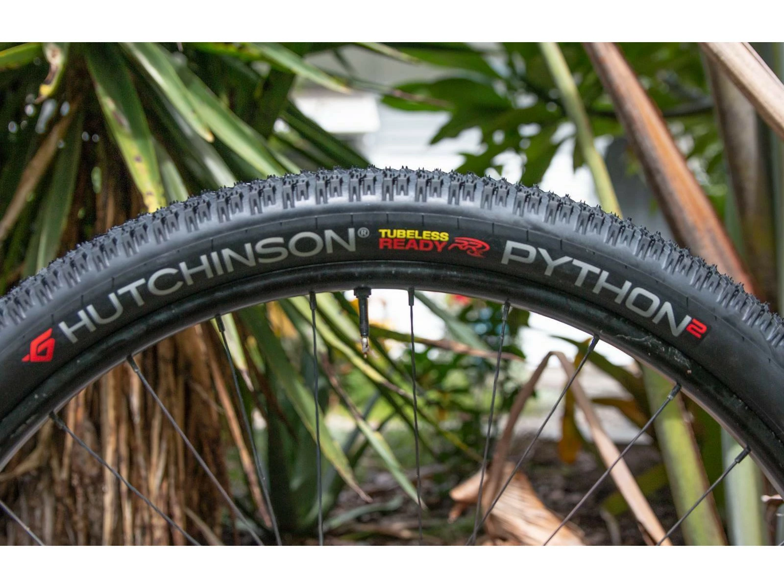 HUTCHINSON Python 2 Pneu Souple Hardskin Tubeless Ready - 26 X 2,25 Pouces 3 HUTCHINSON Python 2 Pneu Souple Hardskin Tubeless Ready - 26 X 2,25 Pouces – Image 3