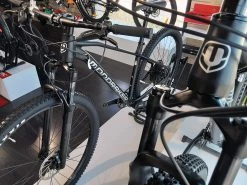 MONDRAKER Chrono VTT Black Silver 2022 -VTT complets Magasin de vente mondraker chrono vtt cross country 2022 black silver 3