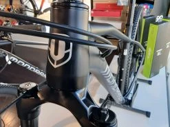 MONDRAKER Chrono VTT Black Silver 2022 -VTT complets Magasin de vente mondraker chrono vtt cross country 2022 black silver 4