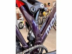MONDRAKER Foxy R VTT All-Mountain Deep Purple / Flame Red 2022 -VTT complets Magasin de vente mondraker foxy r vtt all mountain deep purple flame red 2022 5